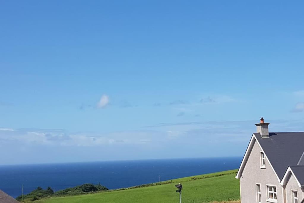 Mcconaghys Glenside Farmhouse Whitepark Bay Ballintoy Exterior foto